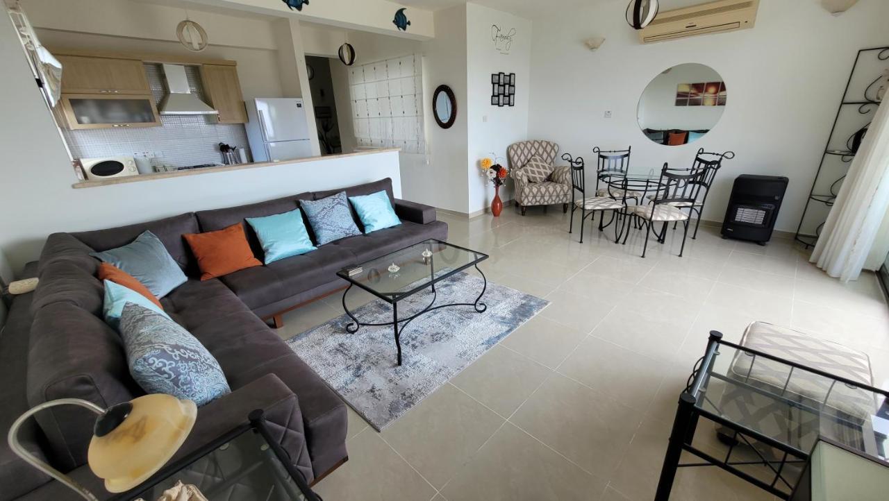Sea And Mountain View Beachfront Penthouse Yali Bagian luar foto